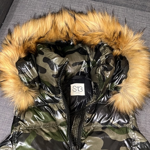 Girls Hoodie Puffer Vest from S13 New York - Picture 3 of 9